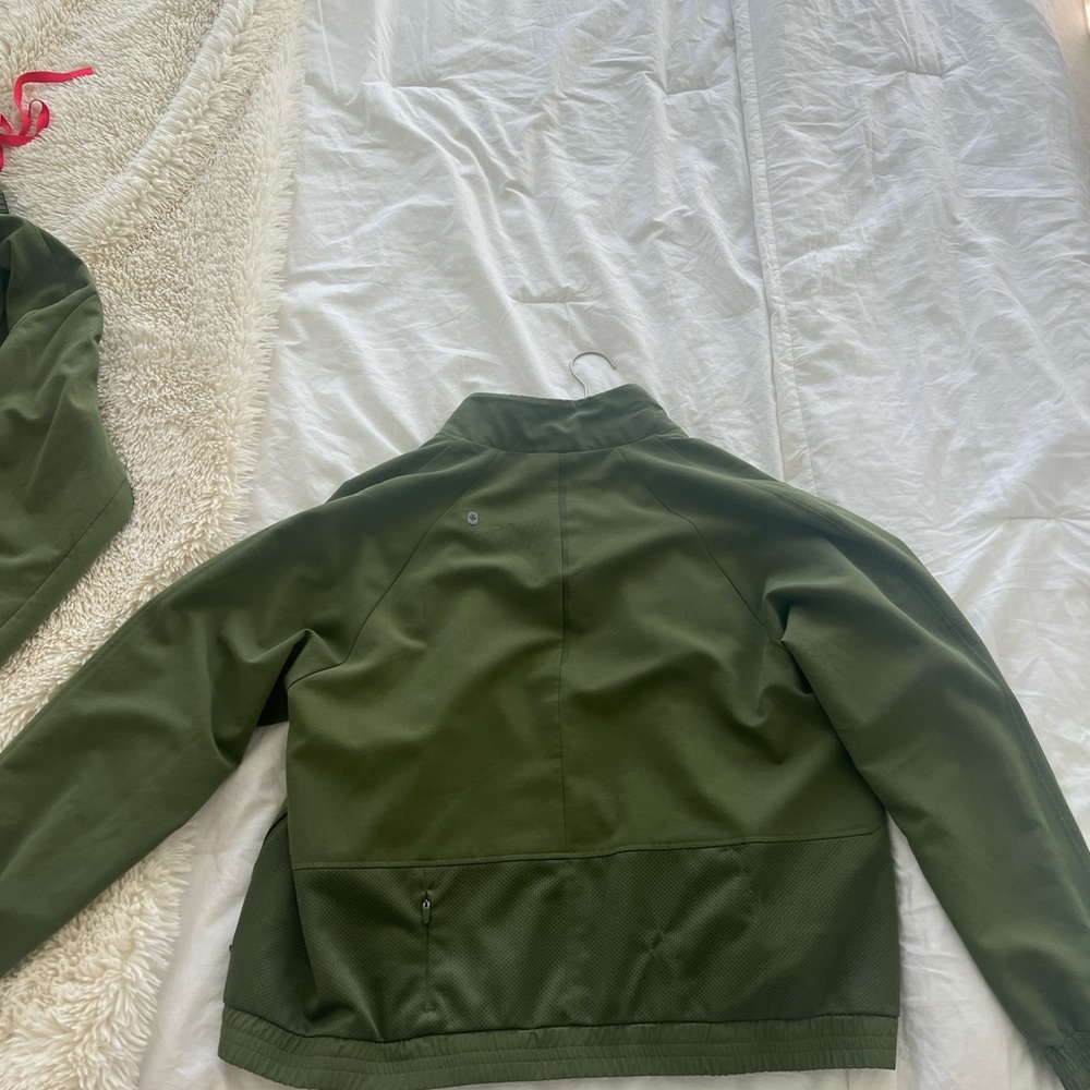 Figs Sydney scrub jacket